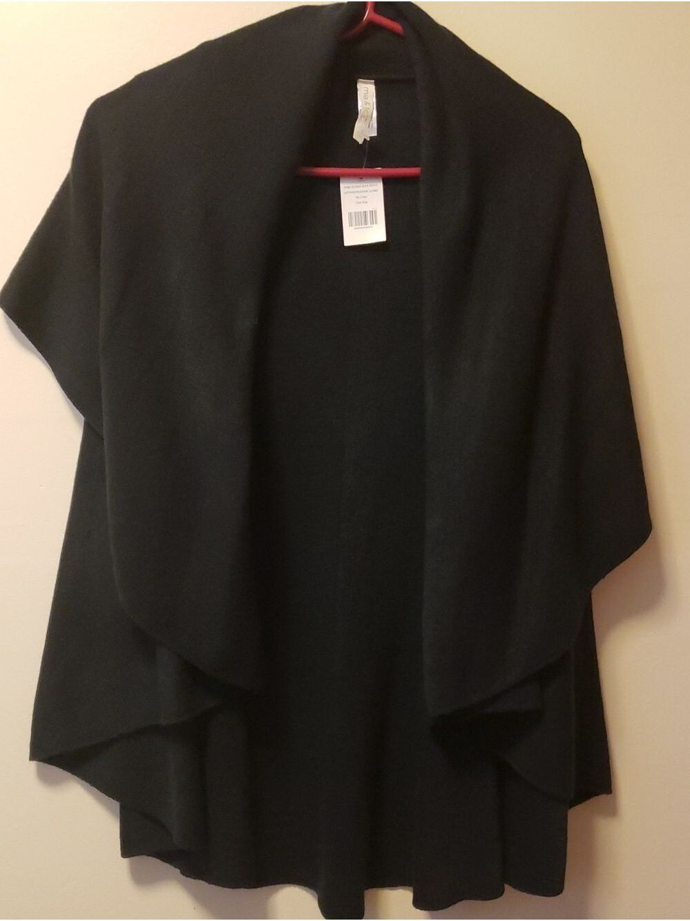 NWT Mia & Tess Women’s Black Draped Open-Front Sweater/Shall